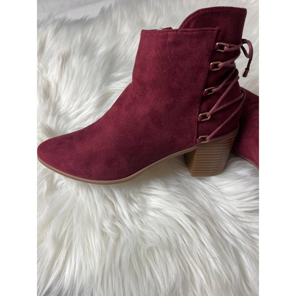 Jacobies Criss Cross Lace Booties Size 10